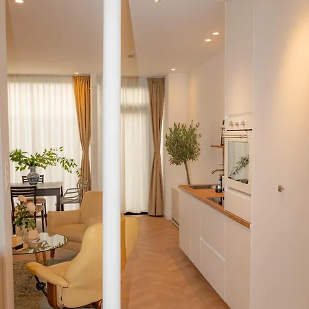 Cozy Flat Near Saint-germain & Luxembourg Gardens * 파리