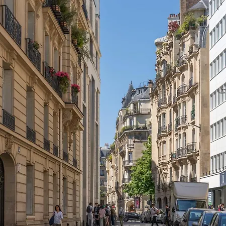 Cozy Flat Near Saint-germain & Luxembourg Gardens 파리