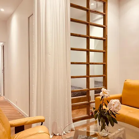 Cozy Flat Near Saint-germain & Luxembourg Gardens