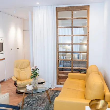 Cozy Flat Near Saint-germain & Luxembourg Gardens