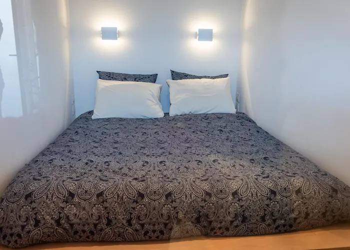Cozy Flat Near Saint-germain & Luxembourg Gardens Apartment
