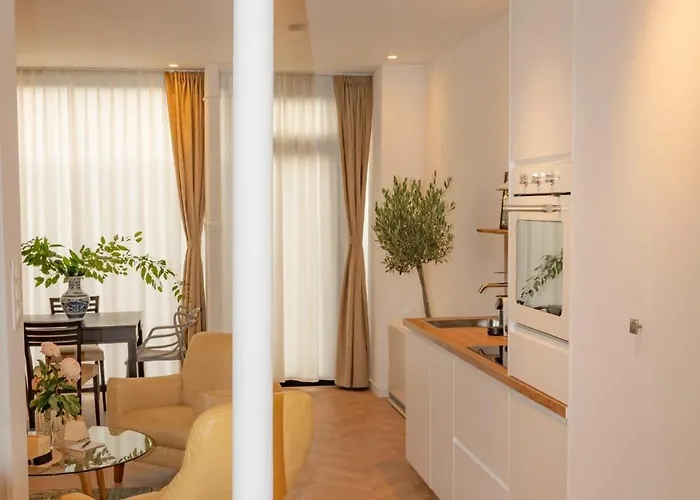 Cozy Flat Near Saint-germain & Luxembourg Gardens * Paris
